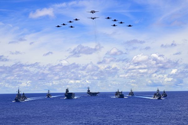 On July 19, 2020, the aircraft carrier fleet of the USS Reagan (CVN 76), the Japanese Maritime Self-Defense Force and the Australian Navy conducted a joint exercise in the Philippine Sea. (Information photo) Picture: Reposted from the official website of the U.S. Navy
