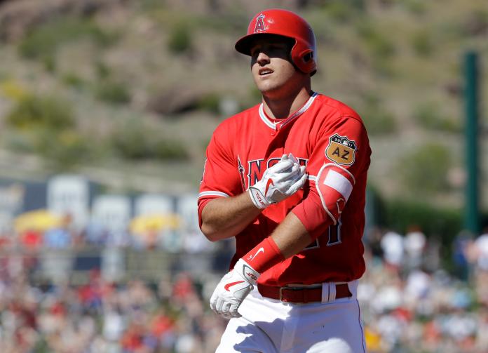 MLB／把球打到學校！「神鱒」怪力開轟