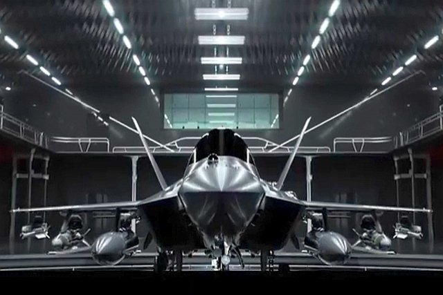 嫌F-35太貴! 南韓自製KF-21超音速戰機亮相 躋身全球第8