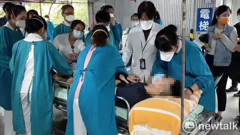 陳時中視察防疫旅館人員疫苗接種 現場有人打完暈針急送醫