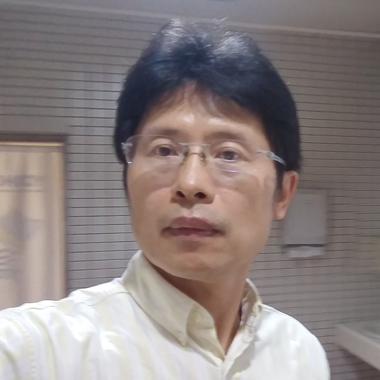 校正回歸＝蓋牌？名醫數據駁斥 評疫情「滲尿中」