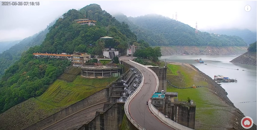 鋒面還沒走！山區午後局部大雨 6縣市亮高溫警報