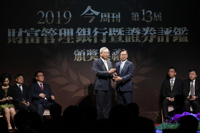 謝金河：防疫四級經濟恐躺平 喊封城者在盤算什麼