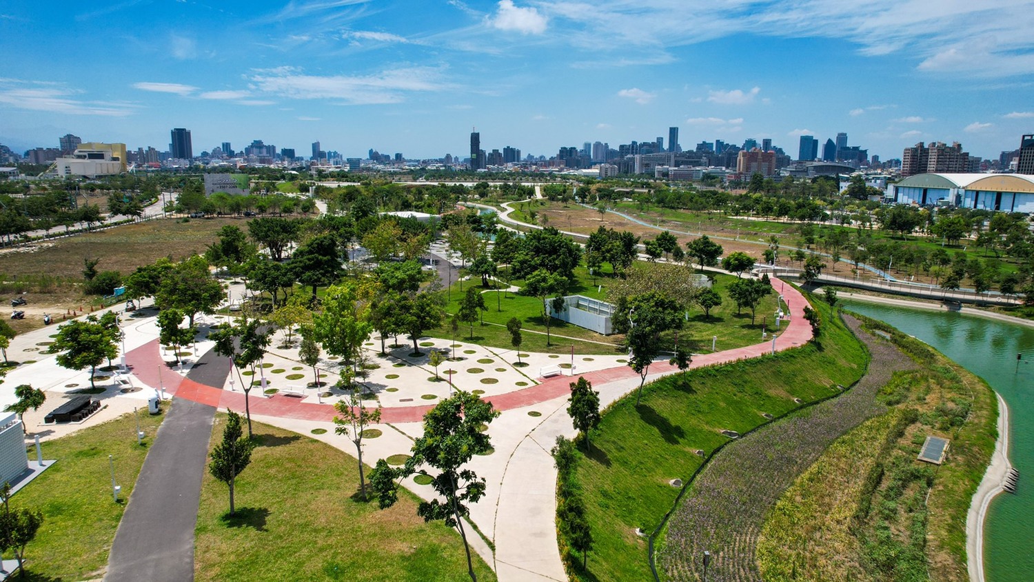 台中綠寶石中央公園得獎＋ 1 獲2021年全球卓越建設獎永續發展類銀獎