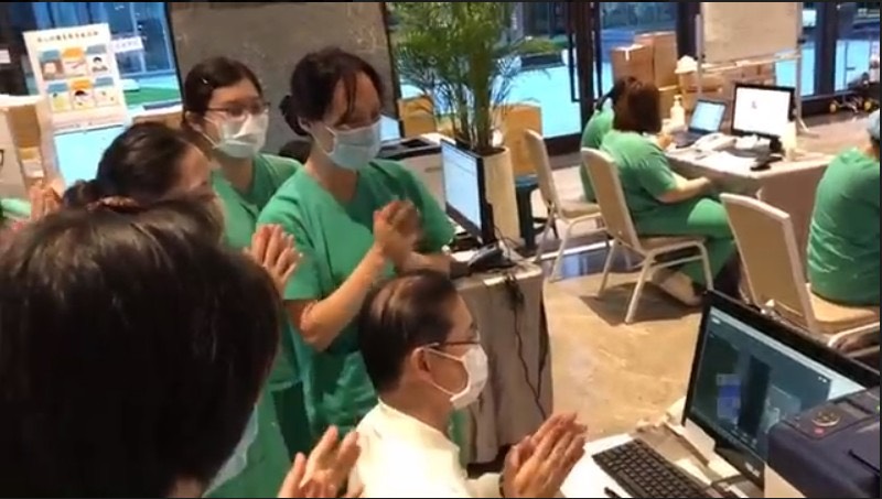集中檢疫中心暖心慶生！ 小男童許願：全家平安回家