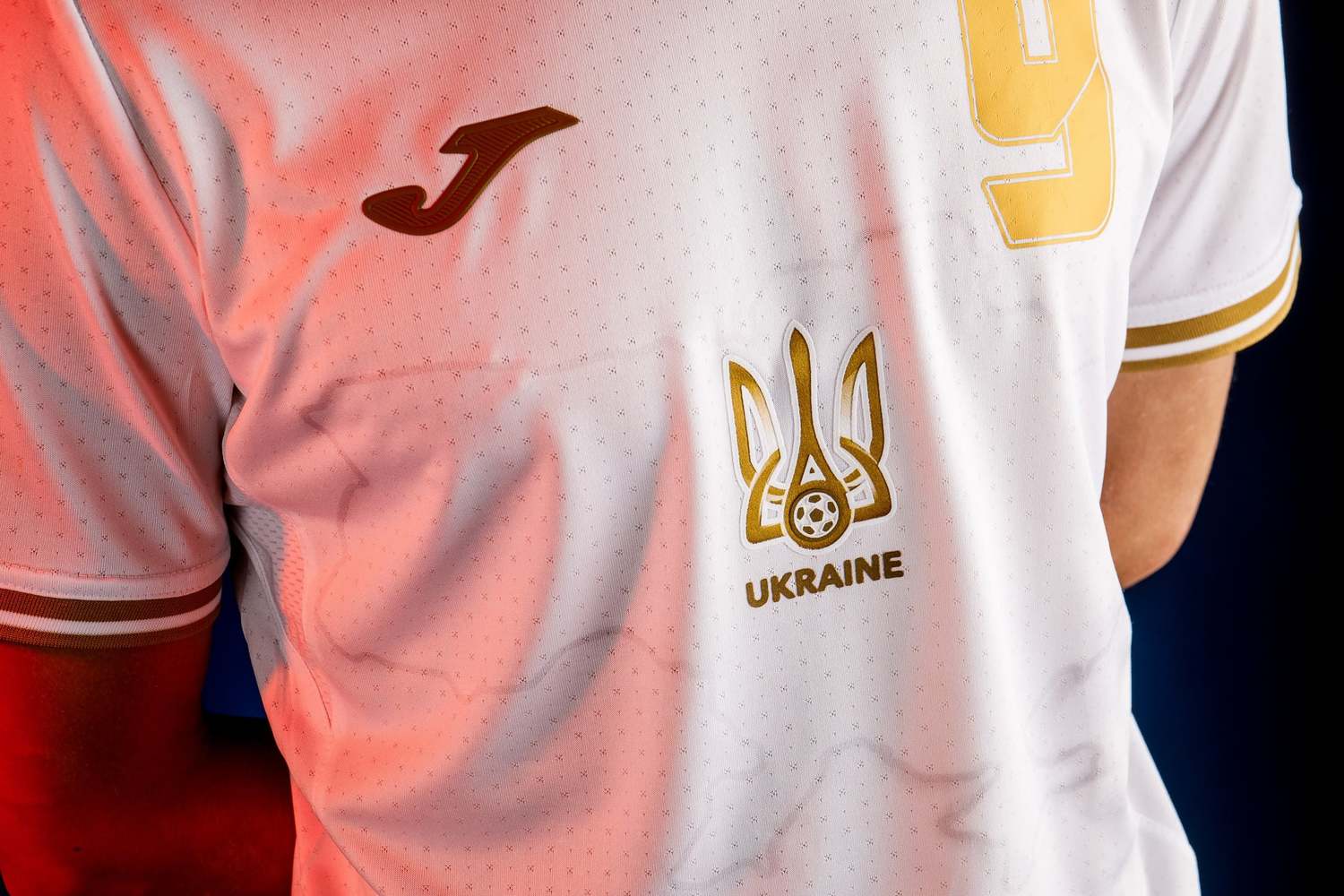 歐洲盃也躲不過政治 俄國抗議烏克蘭足球隊球衣地圖包含克里米亞