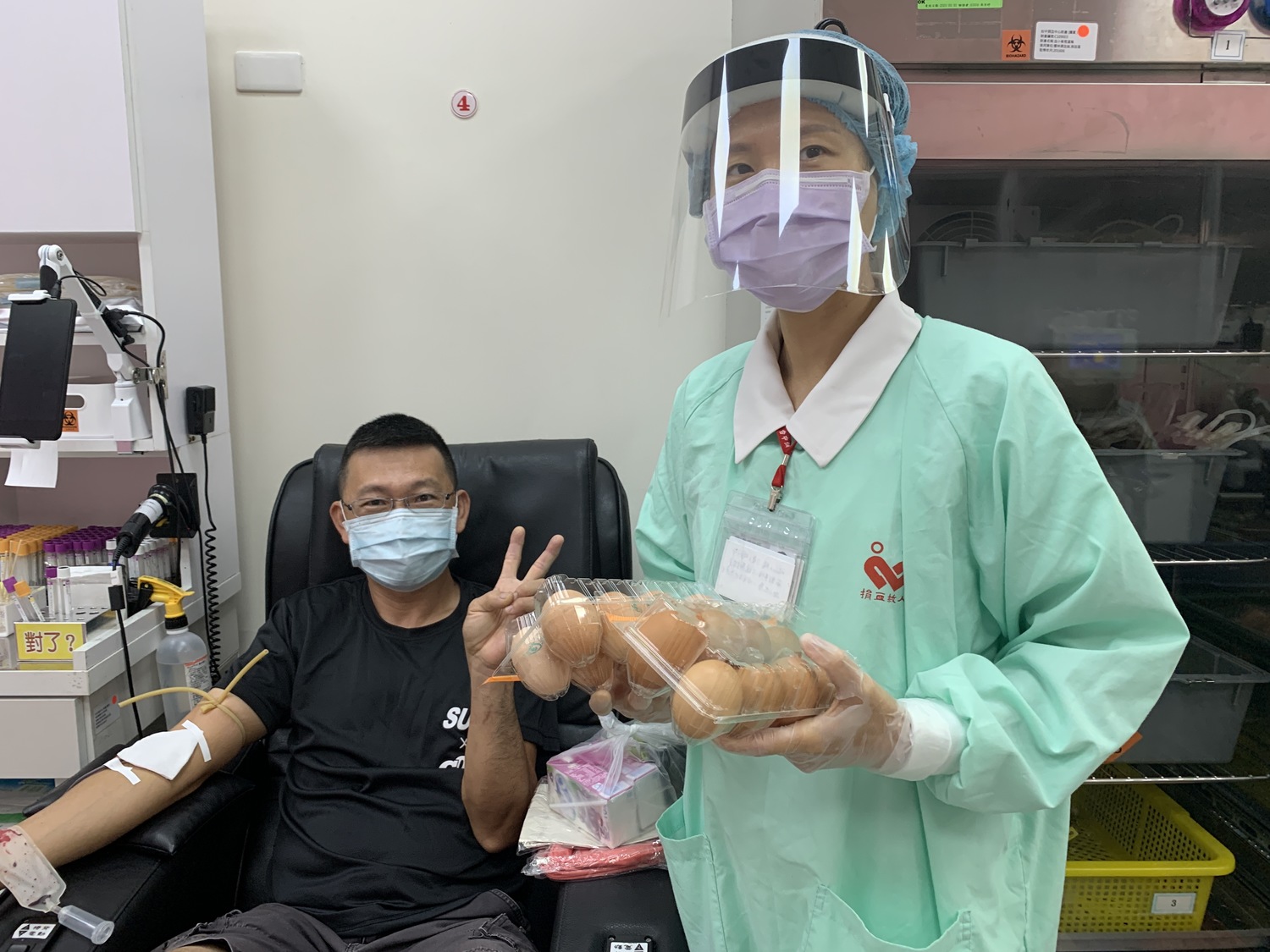 你捐血我加蛋！疫情鬧血荒 蔡其昌、胡明鑫捐2萬4000顆好蛋