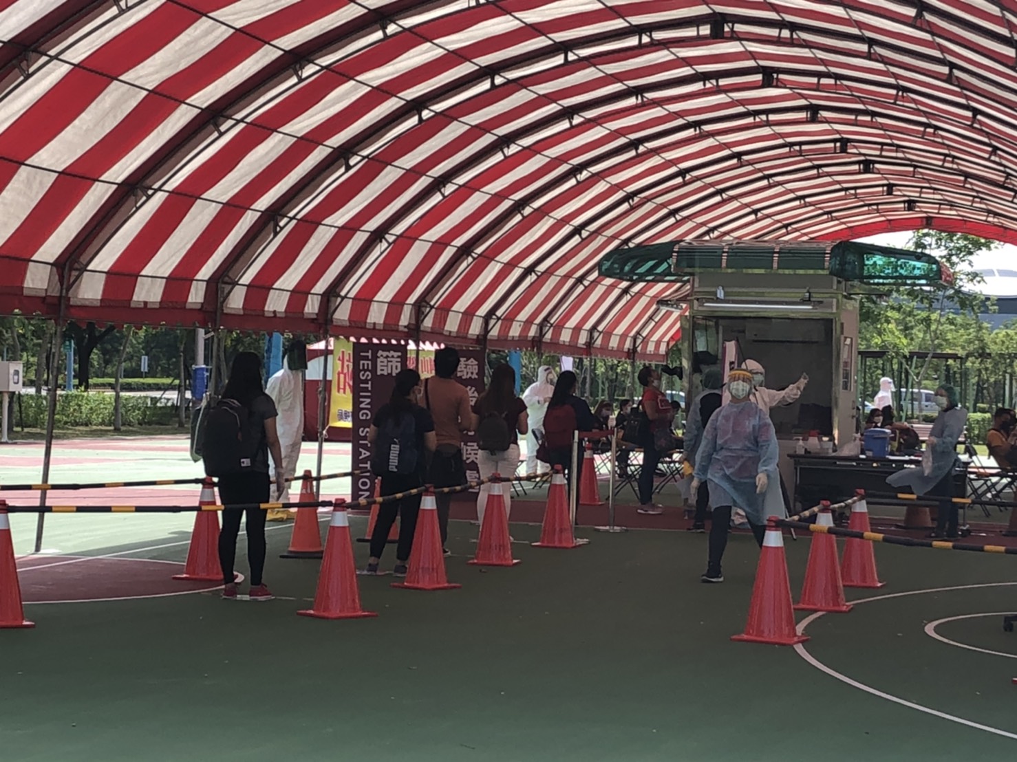 高市加開臨海、大發快篩站 6/18前完成全園區移工篩檢