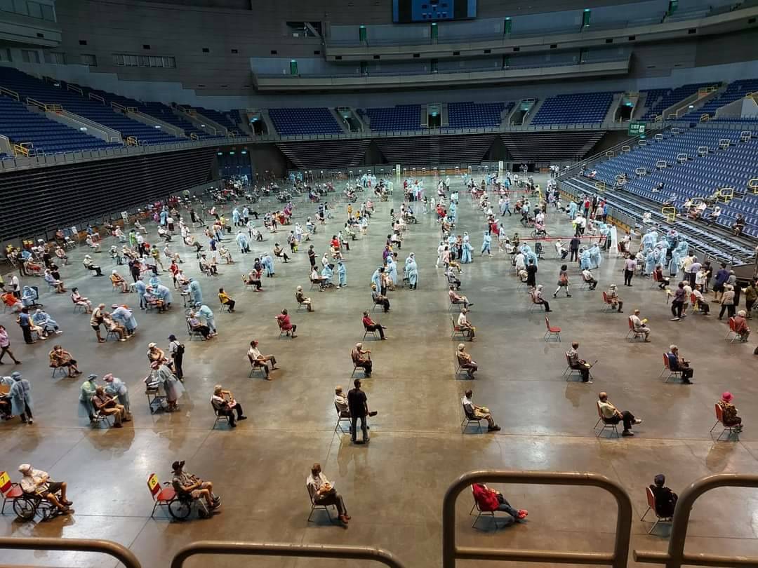 暖心陳其邁VS嘴硬柯文哲  邱俊憲臉書揭兩人強烈對比