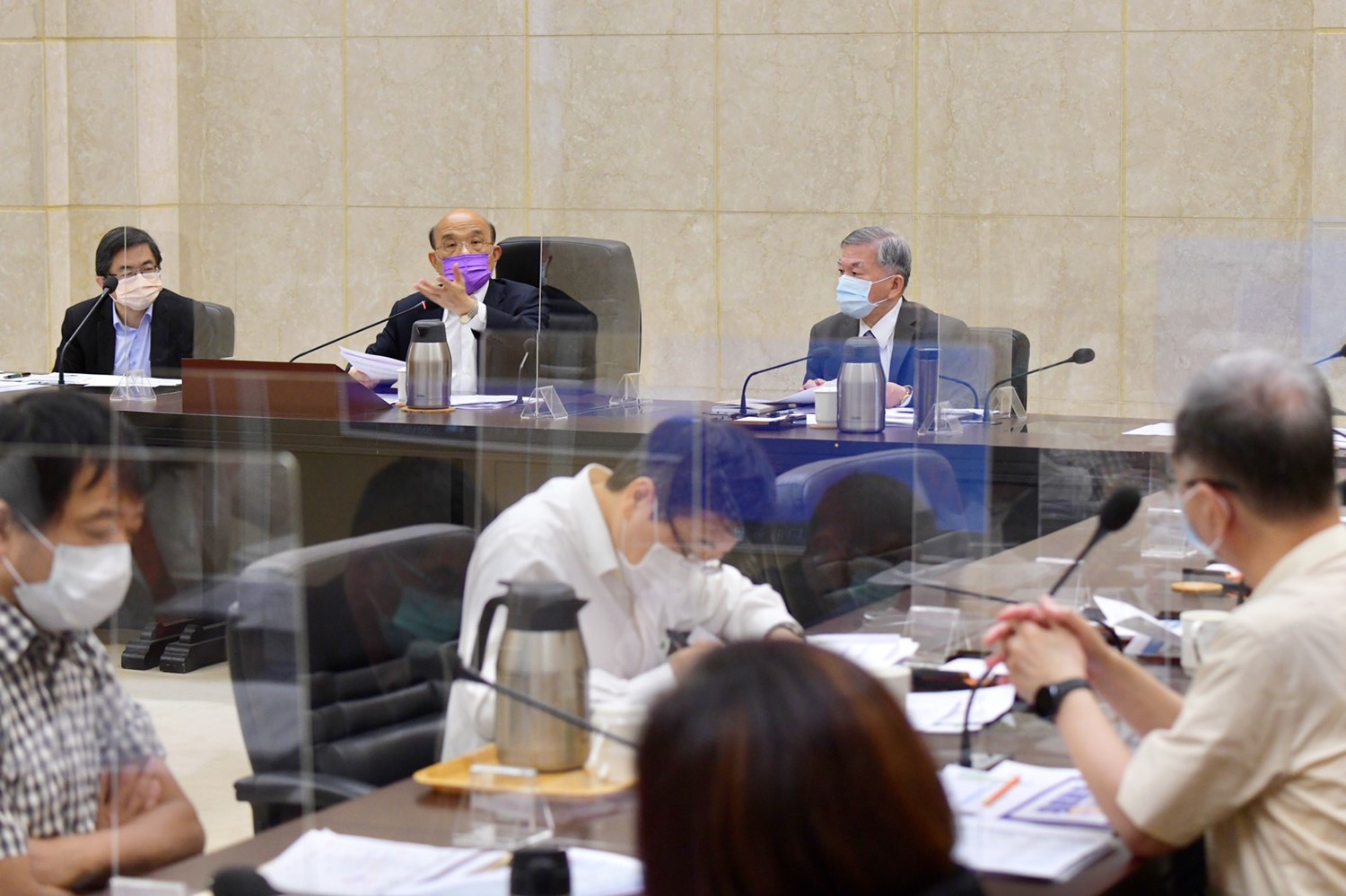 蘇揆拍板！7月起雙北納入外送員等多類別人員可施打疫苗