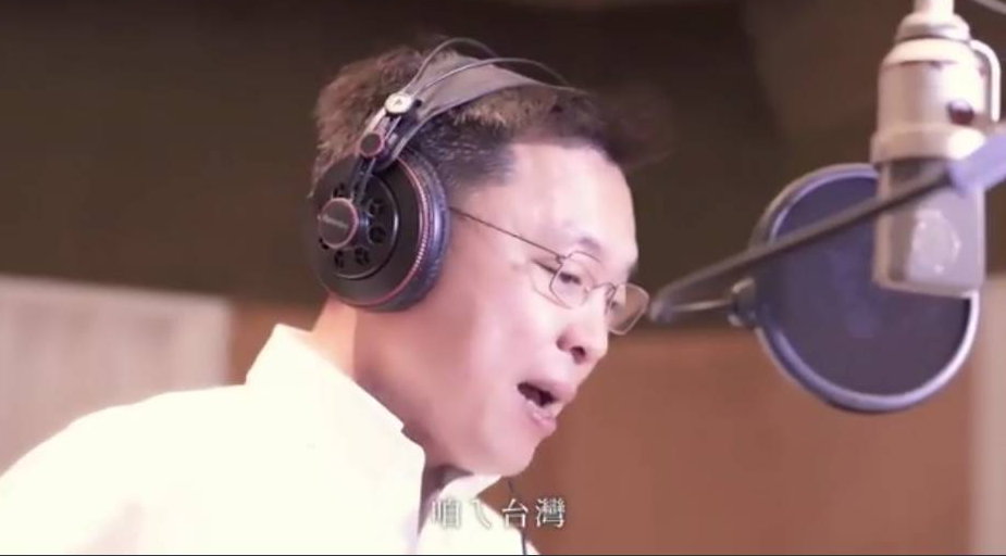 趙天麟率黨團議員合唱「咱在厝」 獻聲第一線醫護及台灣阿宅