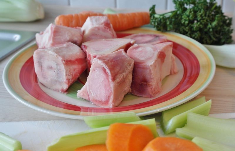 生肉滾水去腥會沒味？知情人揭2操作重點：完全不用擔心