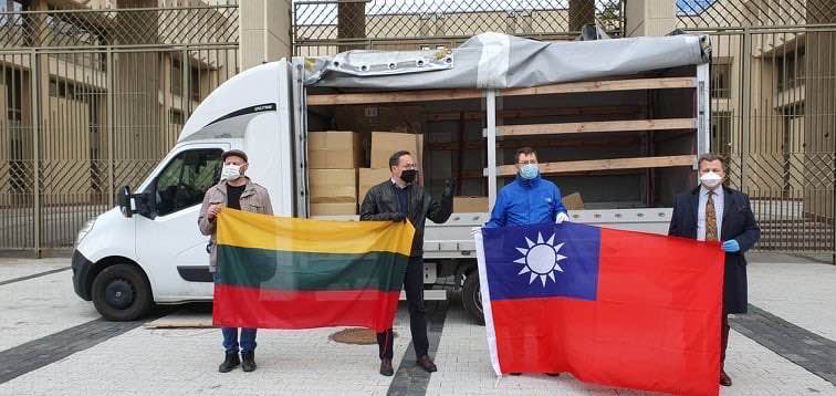 立陶宛因強化與台灣關係而遭到中國一再威迫。   圖：翻攝自Gintaras Steponavičius臉書（資料照片）