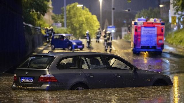 值得驕傲的下水道系統也失靈！毀滅性暴風雨席捲德國 到處積水成災