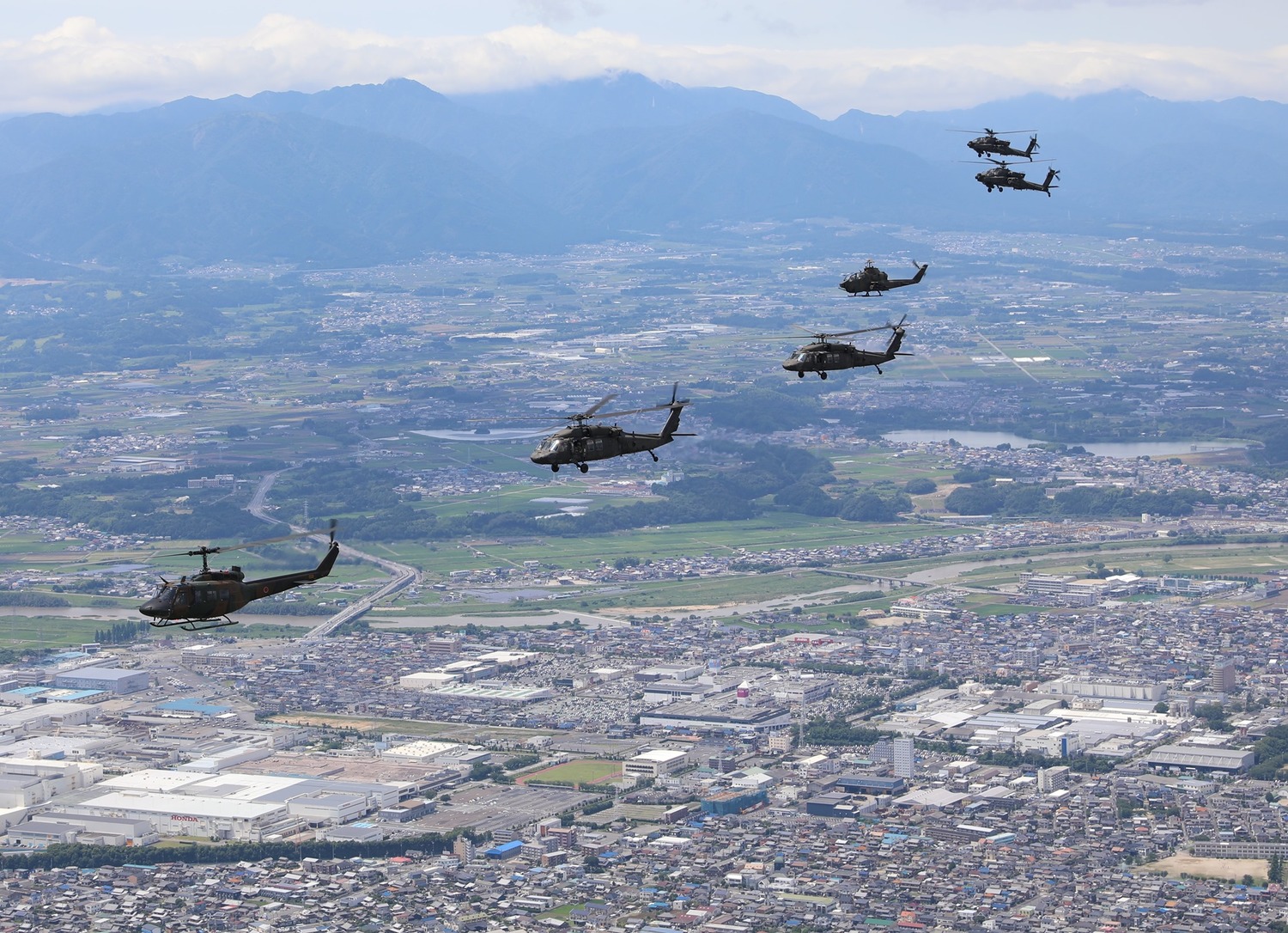 「東方之盾」軍演！日美陸軍航空部隊混編對抗 強化3D立體作戰