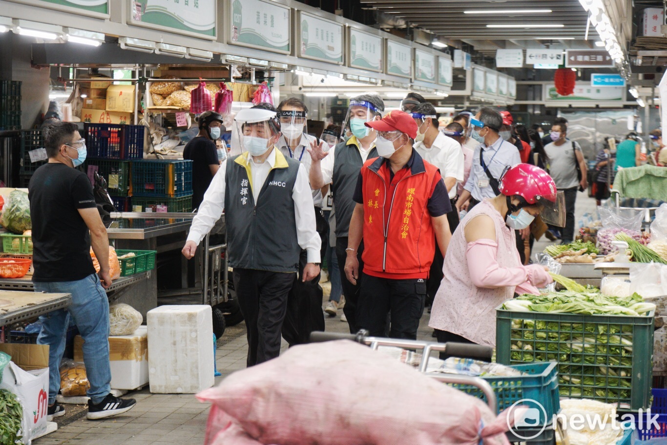 環南市場今復市 陳時中：拜託大家撐住 周邊採檢陽性率已越來越低