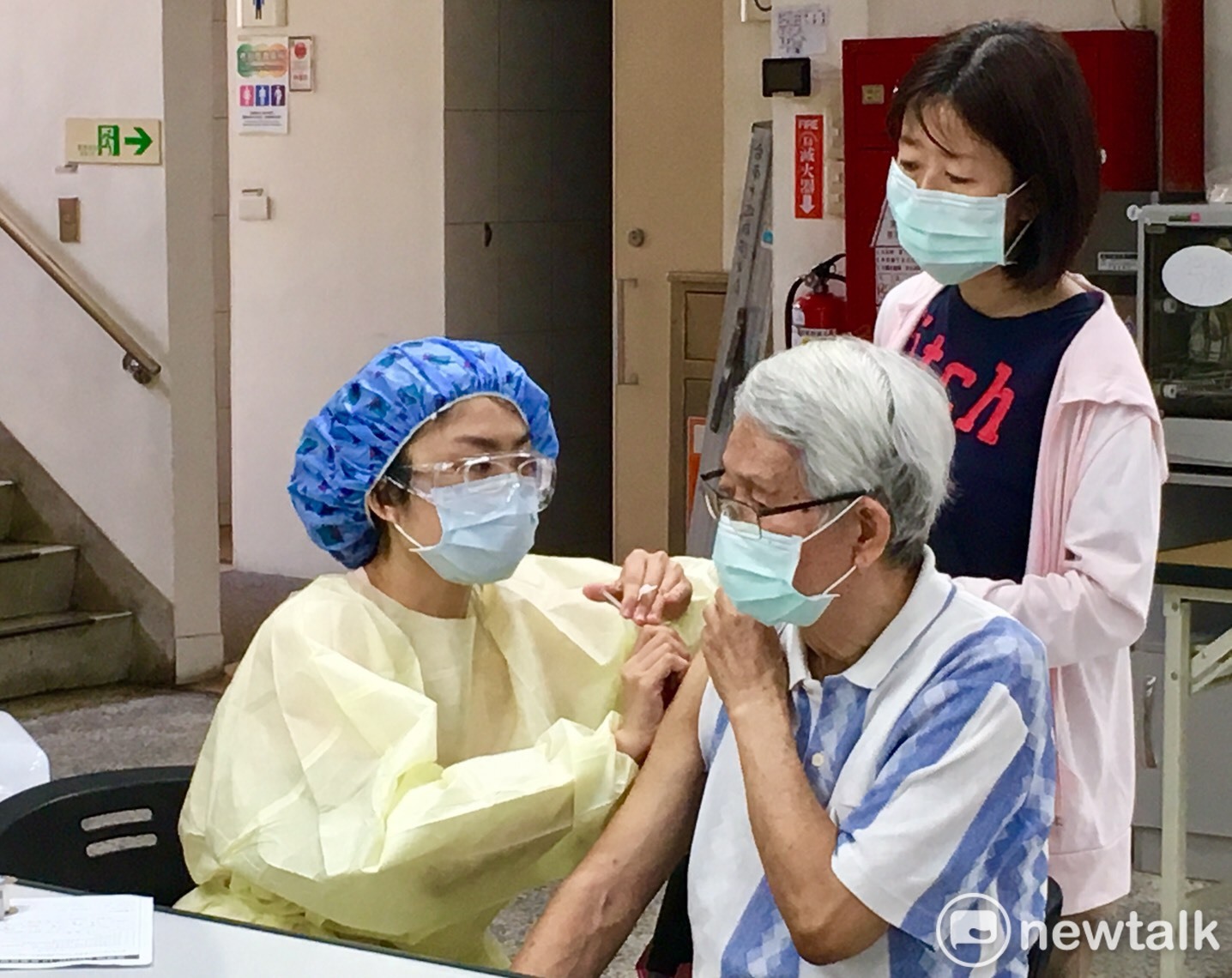 台南市30萬人完成第一劑疫苗接種  預約平台第一波登記逾19萬人
