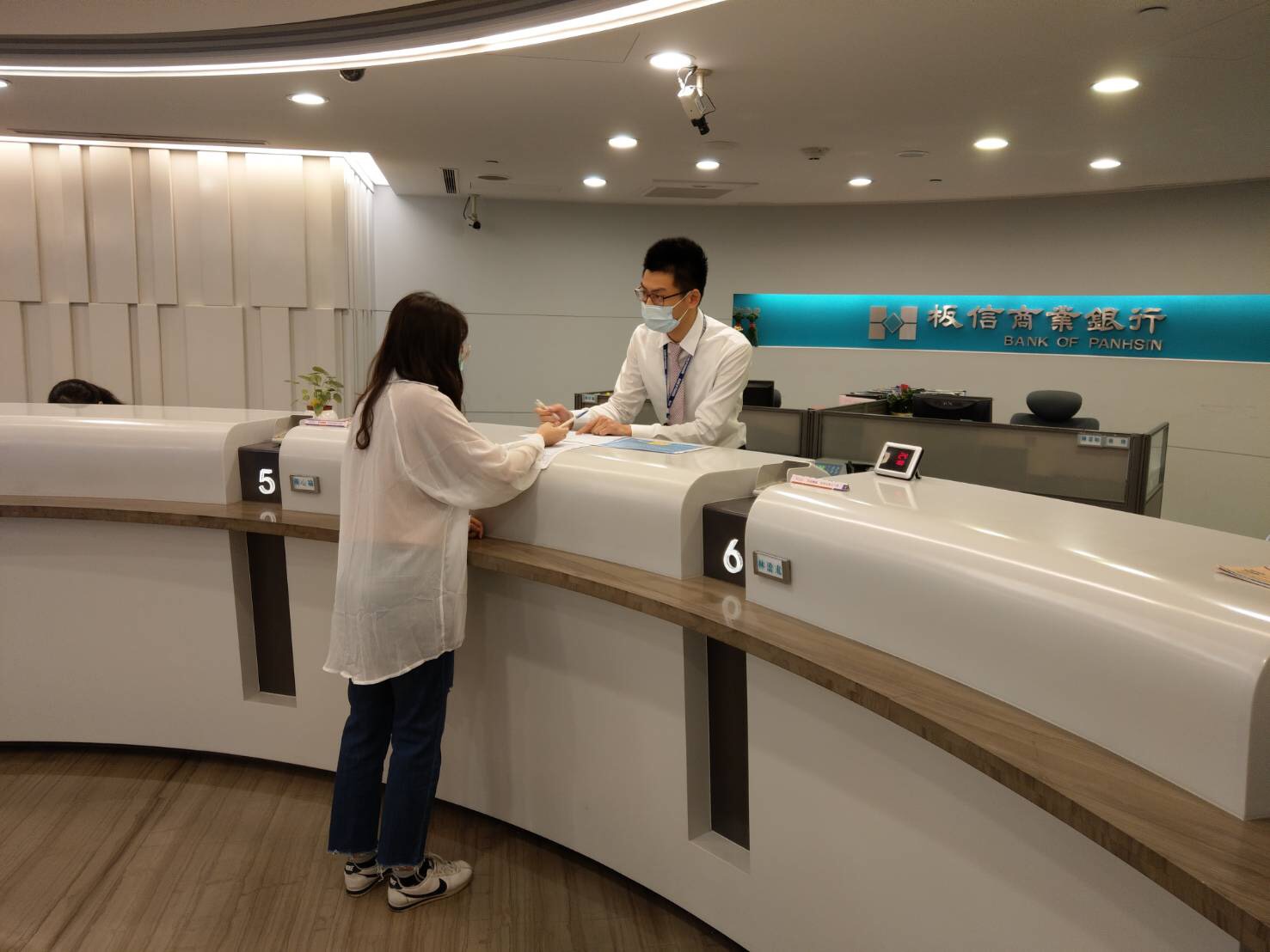 新北公開徵求「急救貸2.0」合作夥伴 邀請金融機構相挺企業