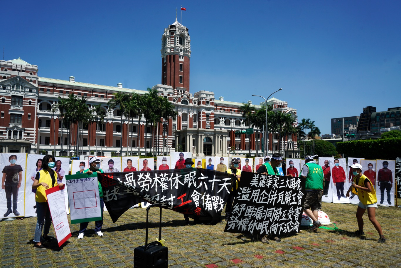 現場直擊》美麗華工會苦行至總統府 疫情下一場罕見、無聲的抗議行動