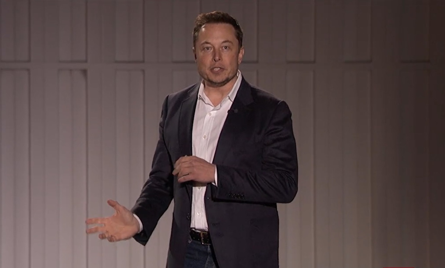 馬斯克（Elon Musk）被預估可能在2024年成為史上第一位破兆的富豪。   圖：取自特斯拉官網影片截圖（資料照）