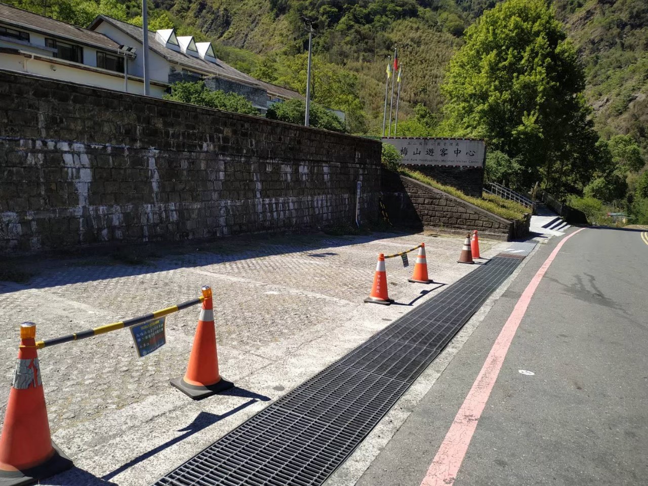 微解封》玉山塔塔加首日微解封  今遊客零星