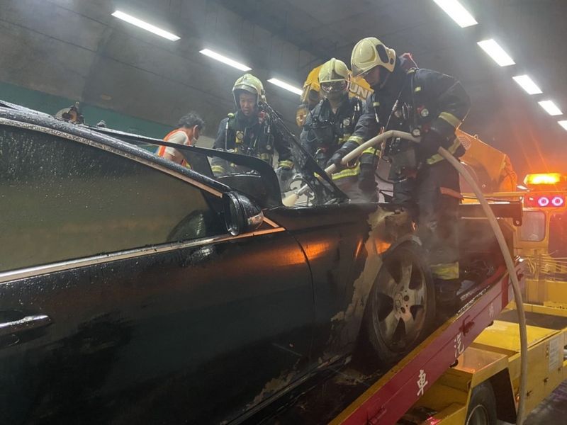 雪隧火燒車事故排除 隧道南北恢復正常通行
