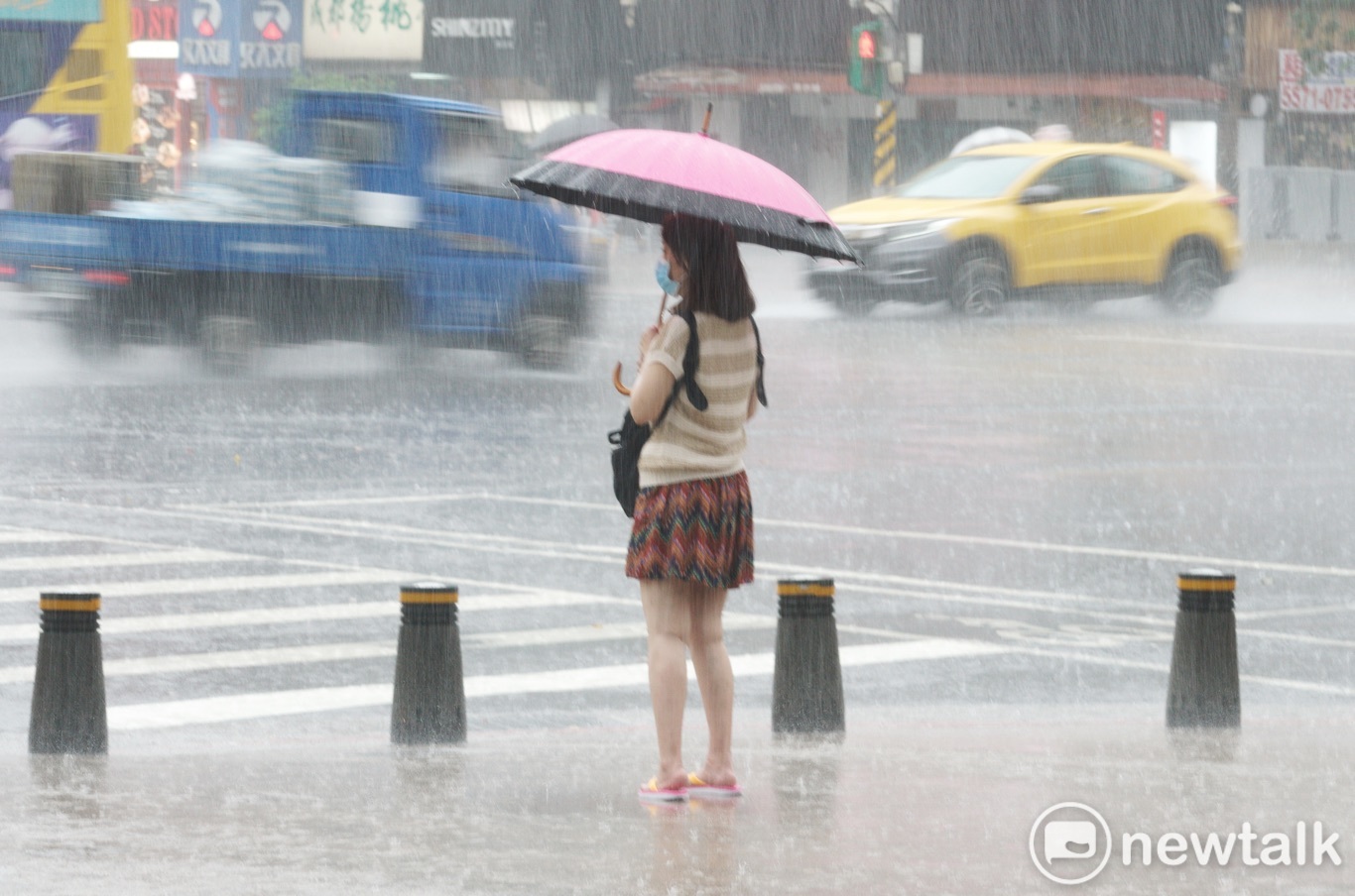 快訊 對流雨彈開轟 8縣市大雨特報氣象局 注意雷擊強陣風 生活 新頭殼newtalk