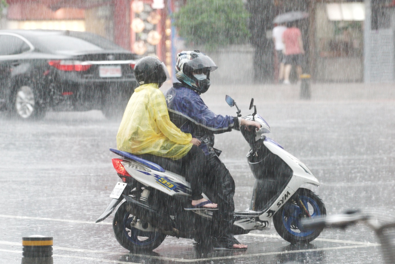 豪大雨襲擊南台灣！水利署：嘉義、台南4區1級淹水警戒