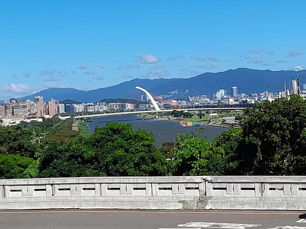 6139da3180823