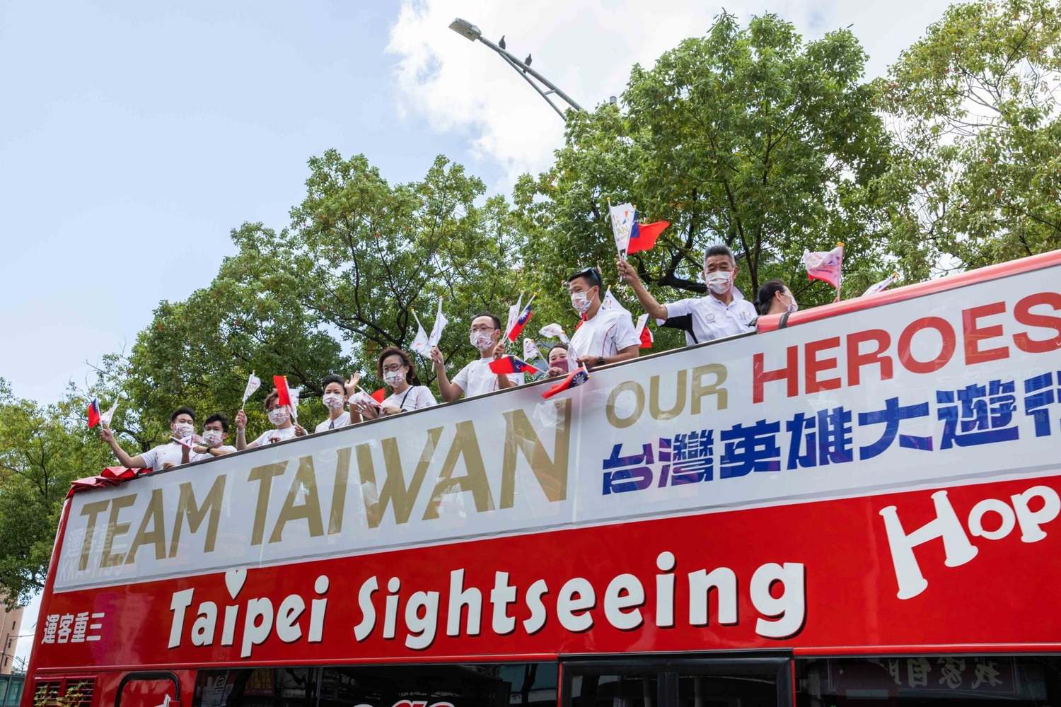 6162b95716724