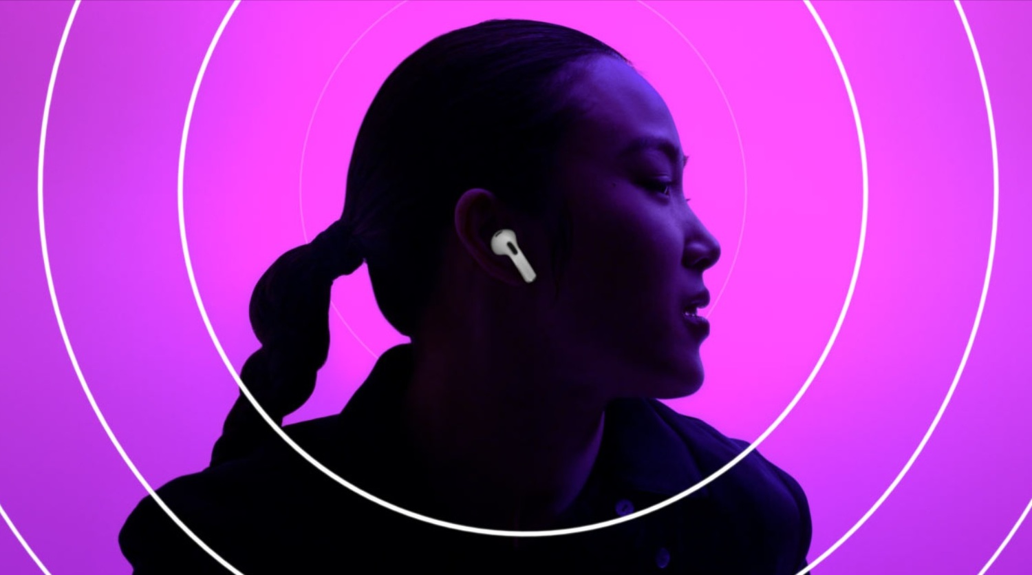 蘋果發表AirPods 3無線藍牙耳機。   圖：取自蘋果官網