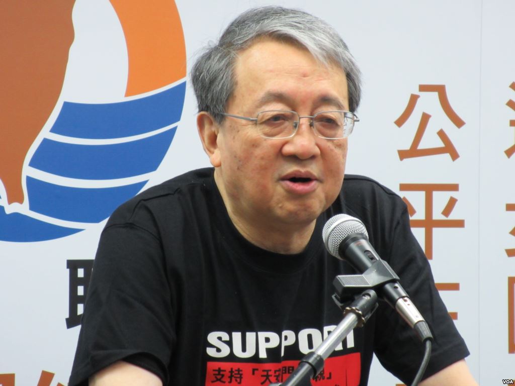 香港政治評論家林保華。   圖：維基百科。