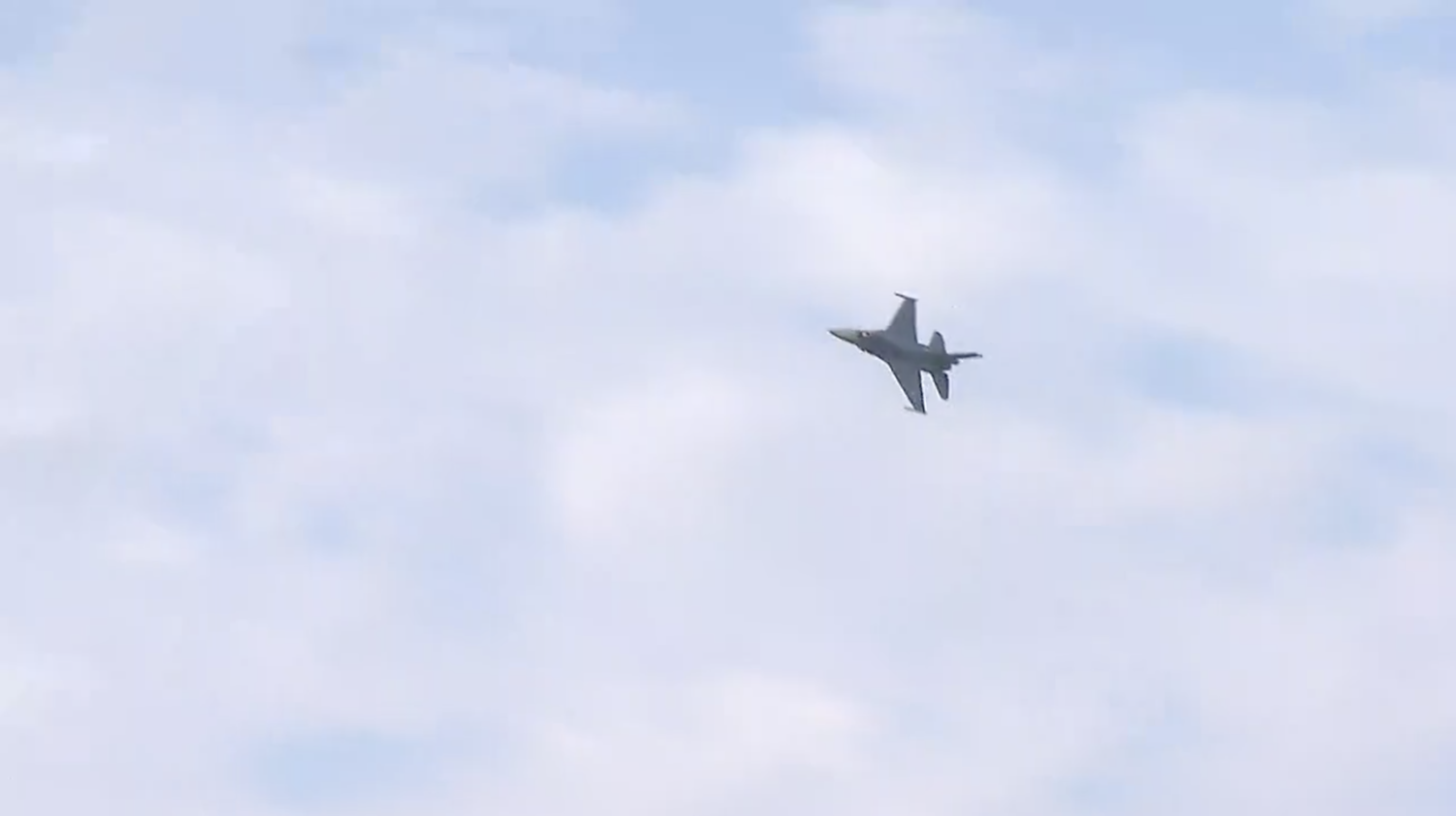 F-16V戰機。   圖：翻攝自蔡英文臉書直播