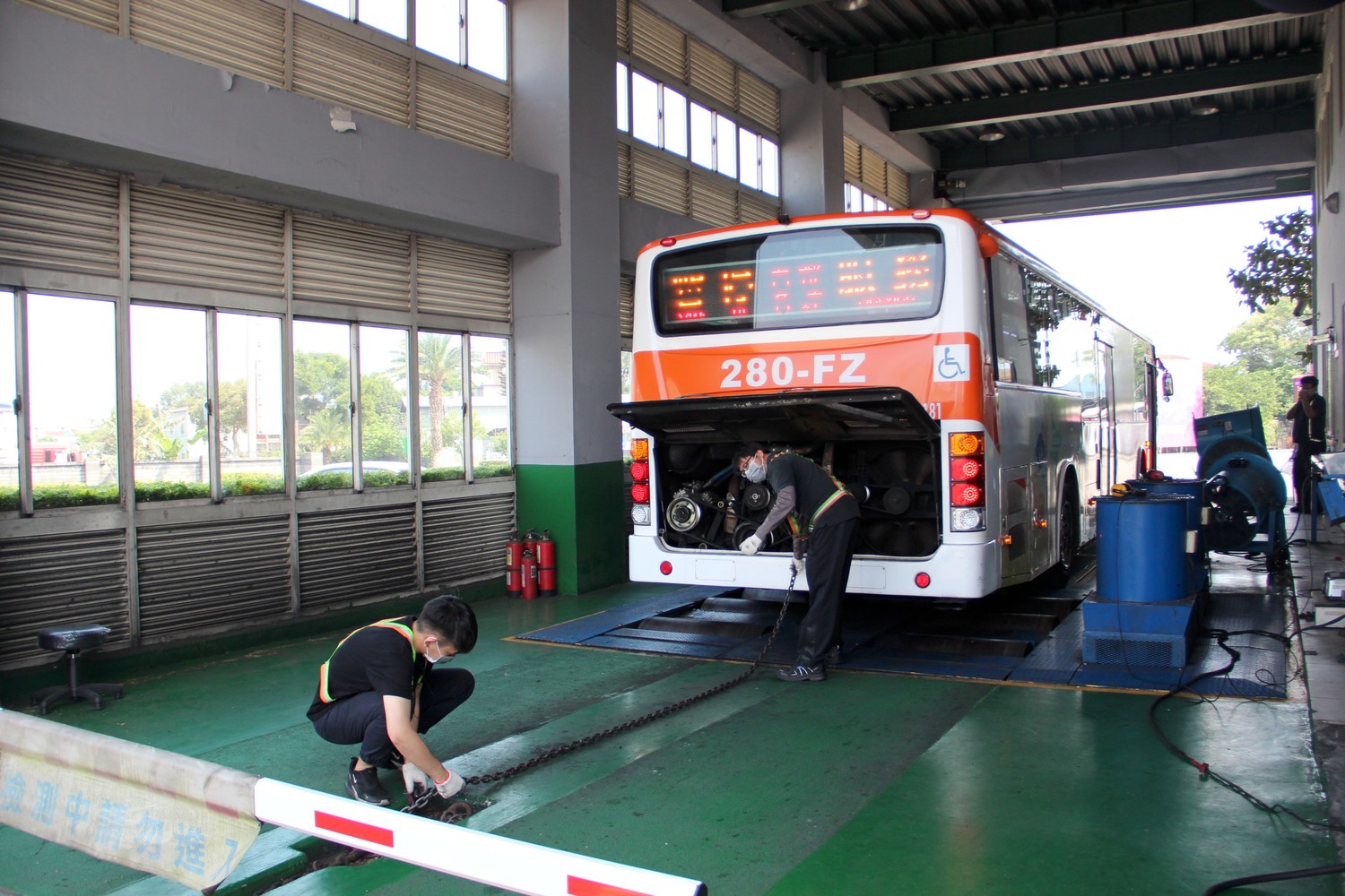 619db1863e852
