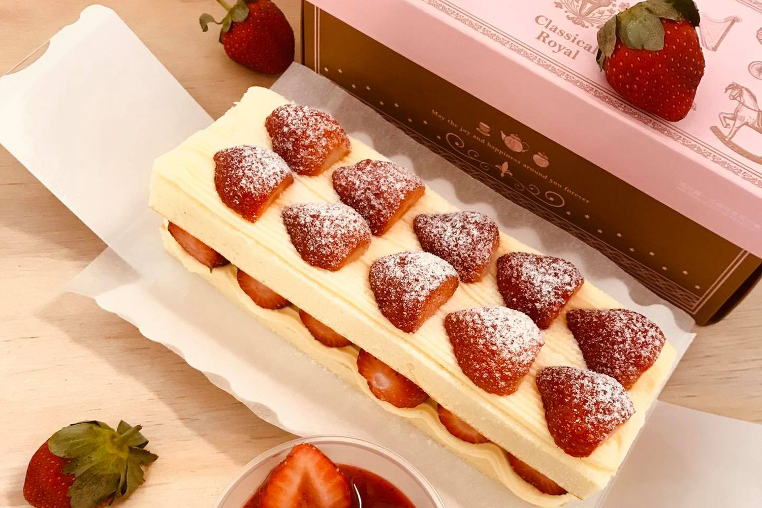 林口東勢市場「特莉莎手作甜點」因應冬天草莓季推出草莓蛋糕，歡迎大家到市場嚐鮮。   圖：新北市市場處提供