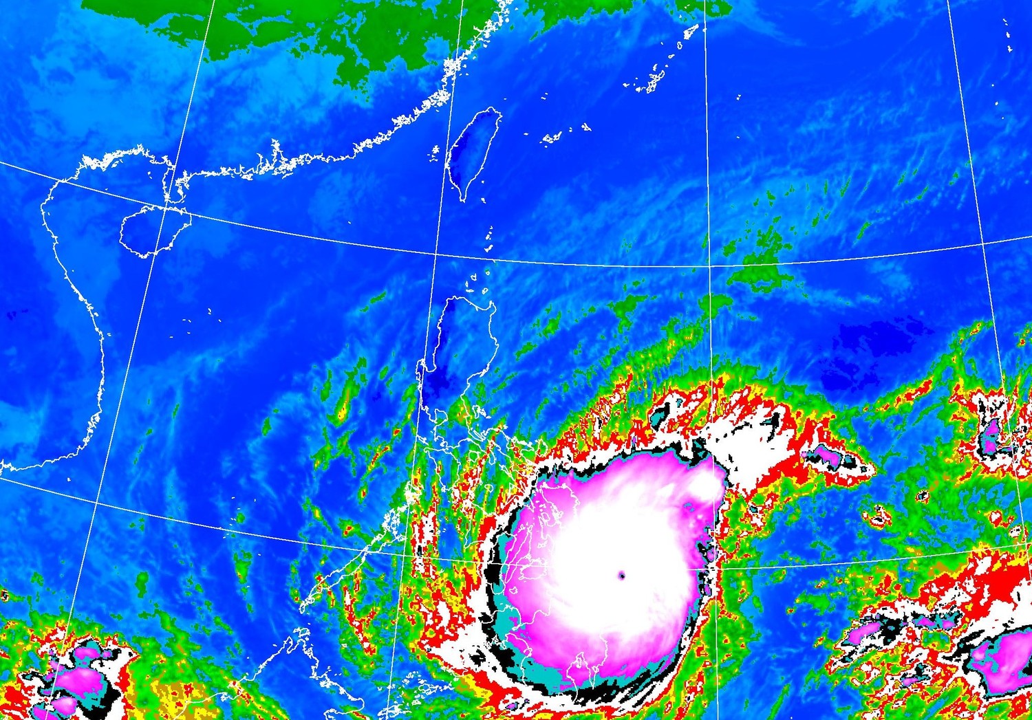 第22號颱風「雷伊」目前已增強為強烈颱風。   圖：中央氣象局／提供