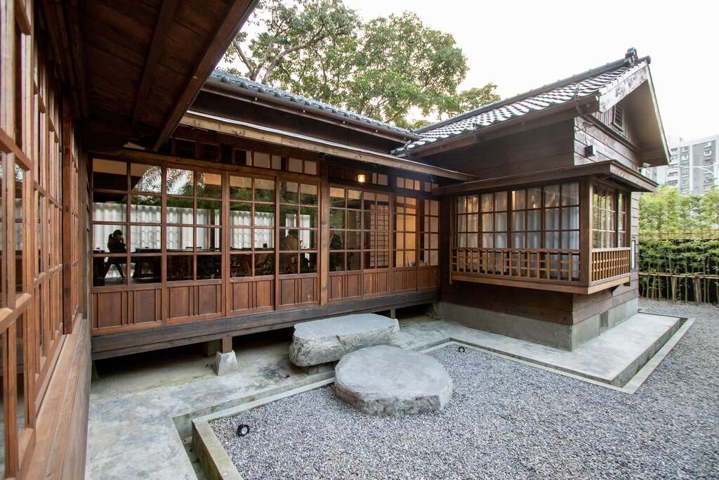日式庭院讓人彷彿來到日本一樣。   圖：取自台北旅遊網
