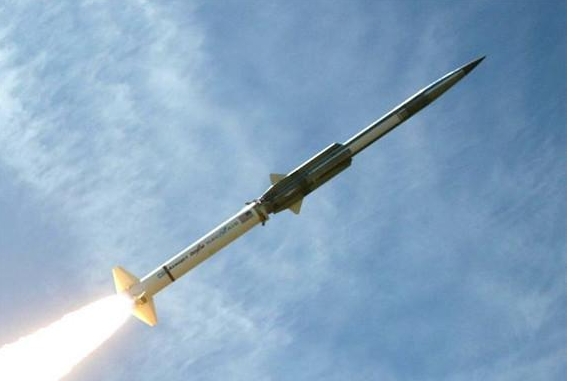 美國目前唯一能對抗高超音速搗蛋的「標準-6 型」飛彈。   圖 : 翻攝自KK News