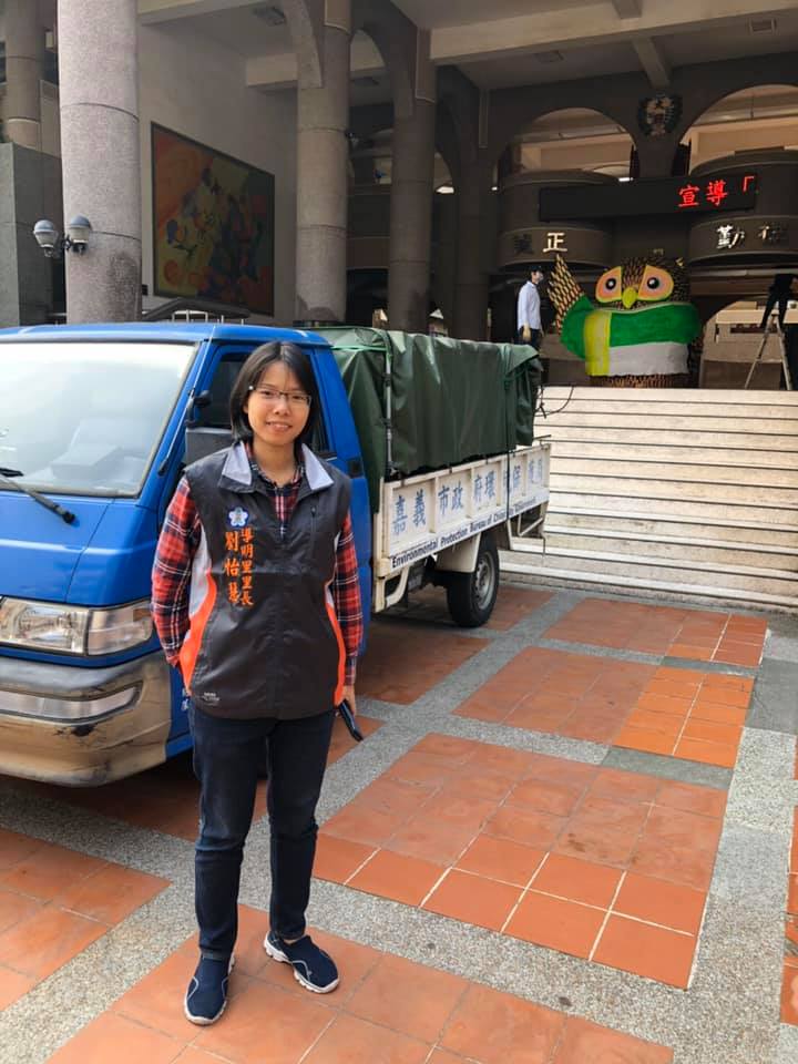 嘉市汽修廠暗夜火警 美女里長「吐血」