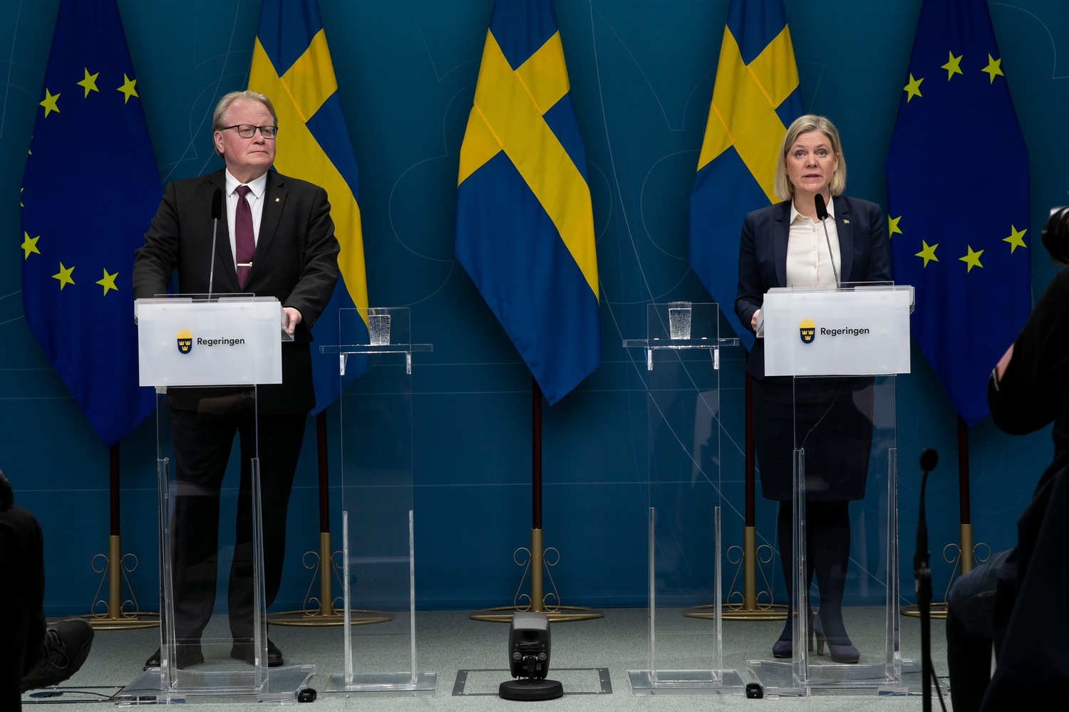 瑞典宣布，將打破一項不輸送武器到戰亂中國家的慣例，輸送反戰車發射器等軍事裝備到烏克蘭。 圖 : 翻攝自瑞典總理安德森（Magdalena Andersson）臉書