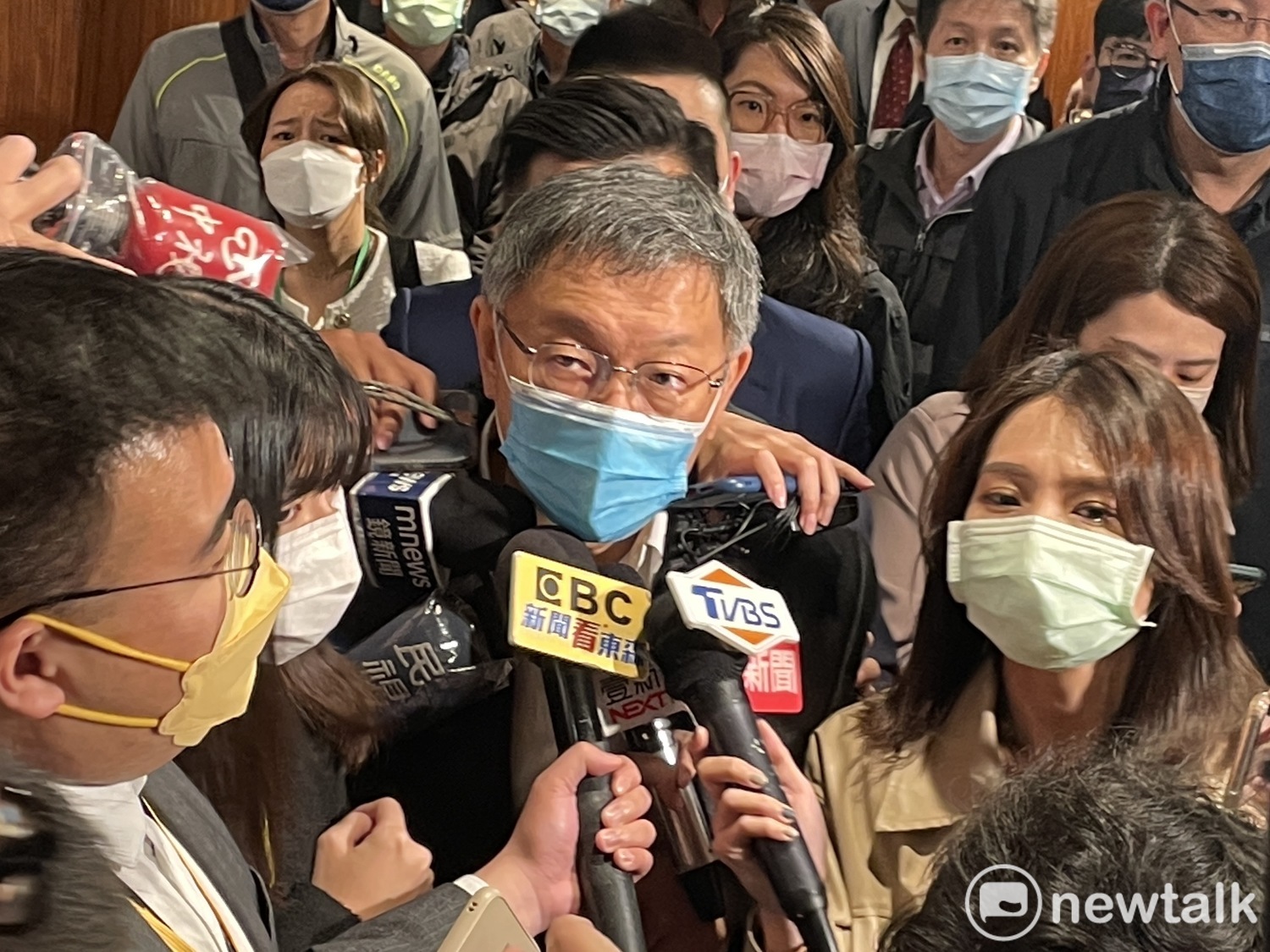 王美花賭雞排他也想領一份 柯文哲酸民進黨能源政策只寫到2024