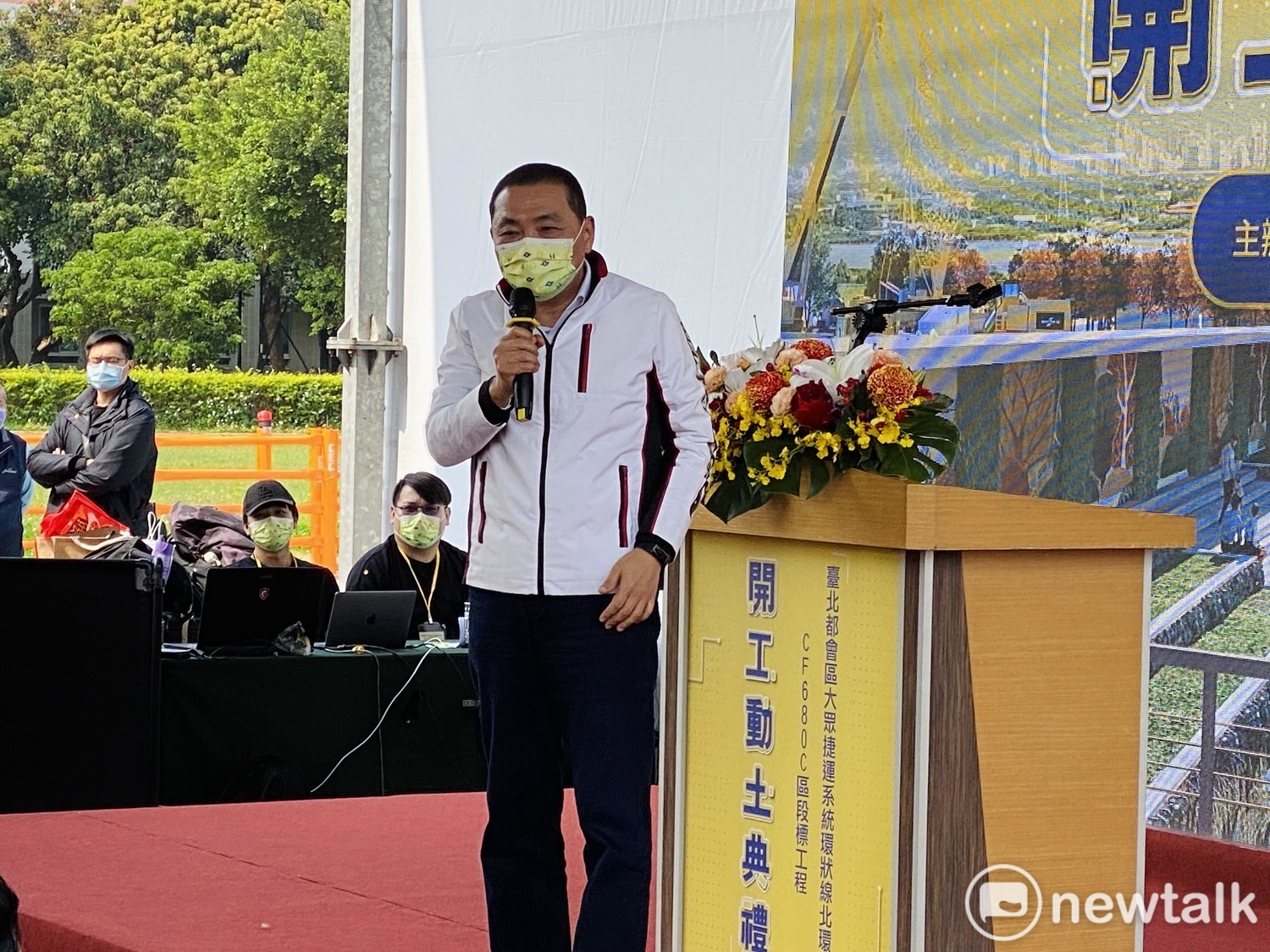 侯友宜點名彭振聲讚「很拚」 柯文哲笑回：選高雄好了