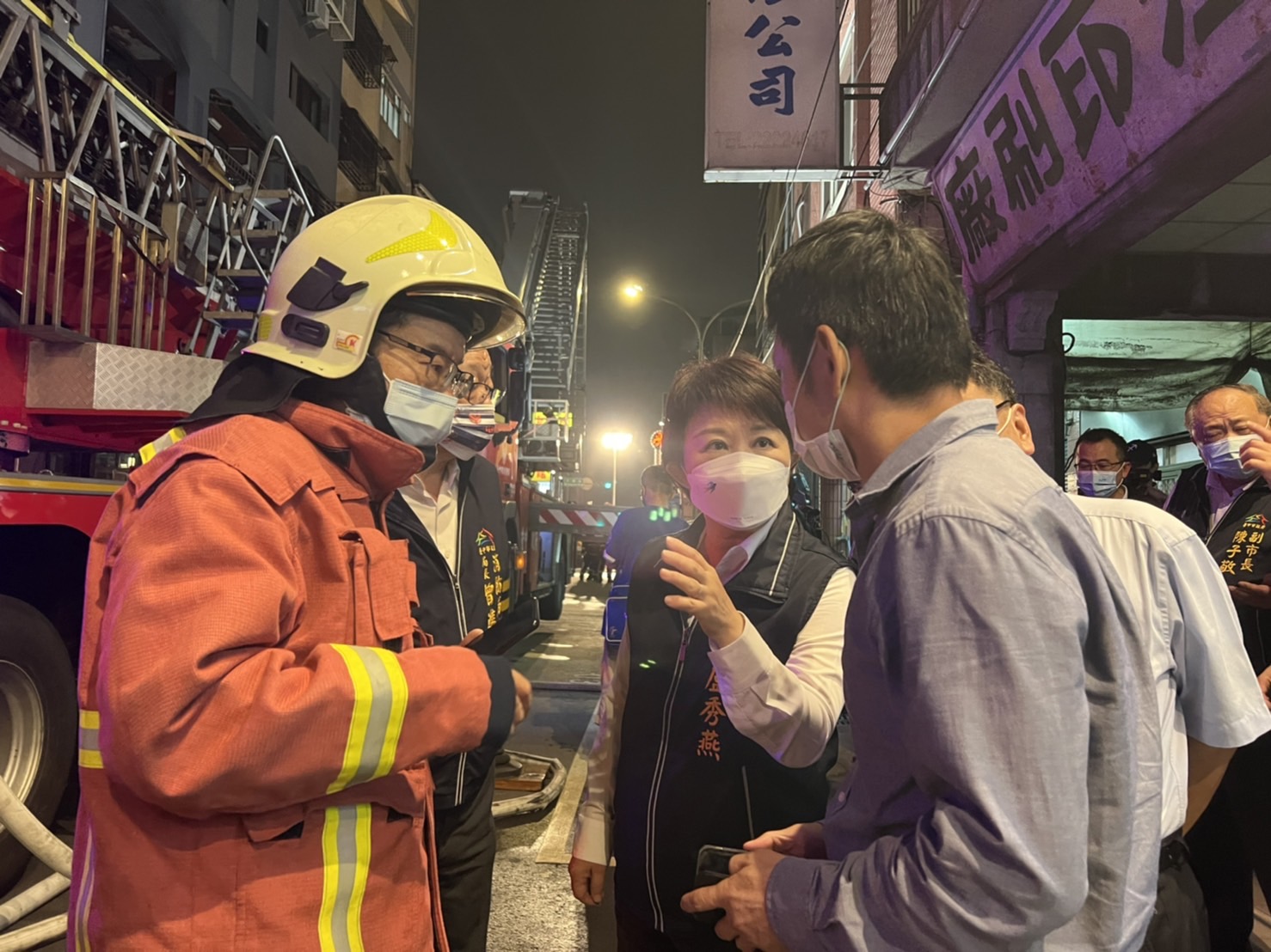 興中街大樓火警為城中城翻版？中市府嚴正駁斥