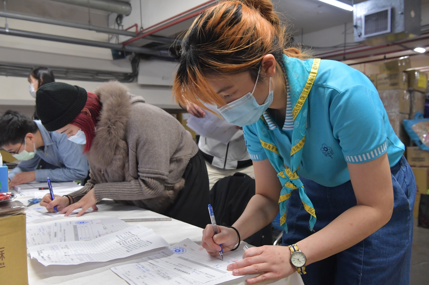 協助全台援助烏克蘭難民物資打包！慈濟志工每日動員至少80人