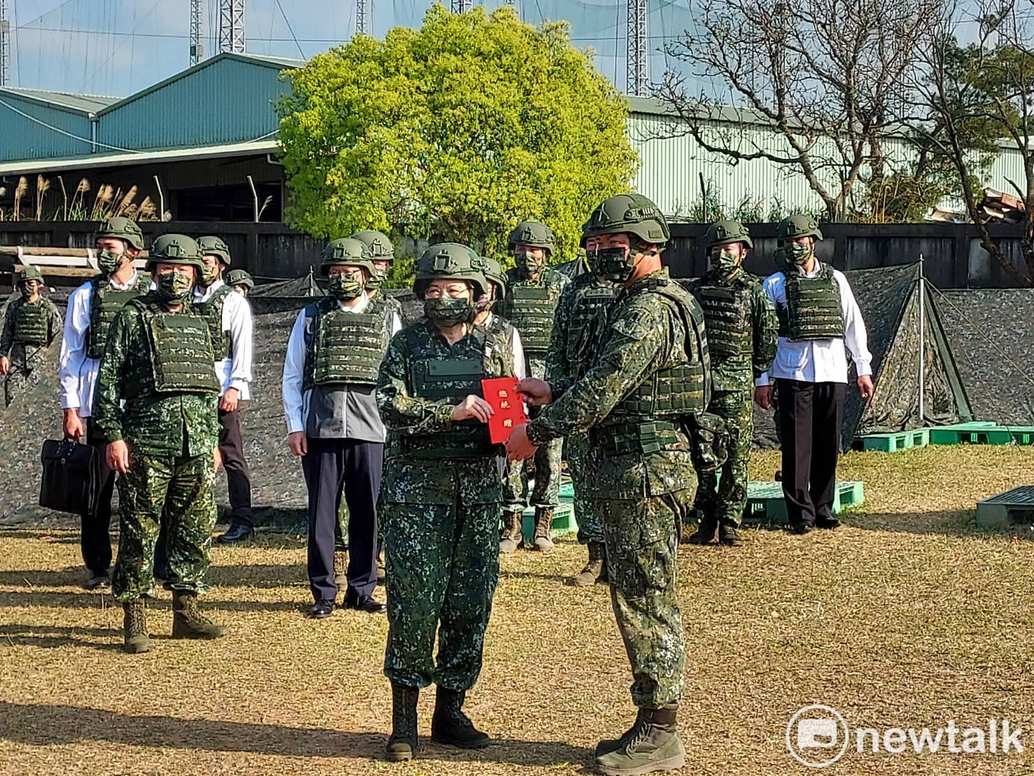 視察陸軍206旅「最硬教召」蔡英文：有太太要生產的也來