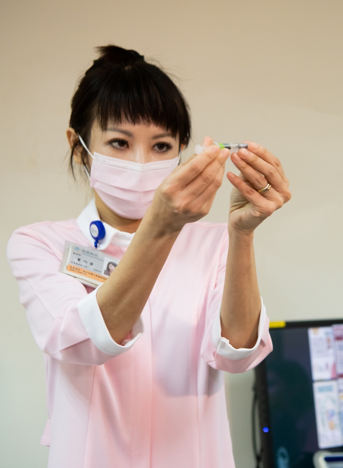 蘇貞昌接種第三劑高端血壓差點卡關 棄領長者獎勵