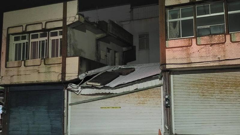 23日地震連20起！花東地區橋震垮、牆倒塌、路龜裂 民眾嚇到不敢睡