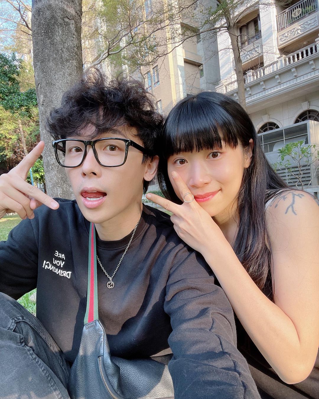 體驗「自律生活」！《反骨》酷炫揪NanaQ極簡約會：滿酷的