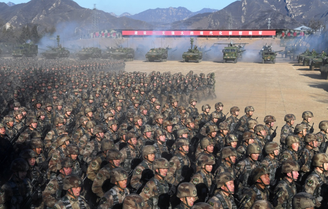 原來你是解放軍? 中國留學生手機查出軍訓照遭澳洲遣返 北京抗議