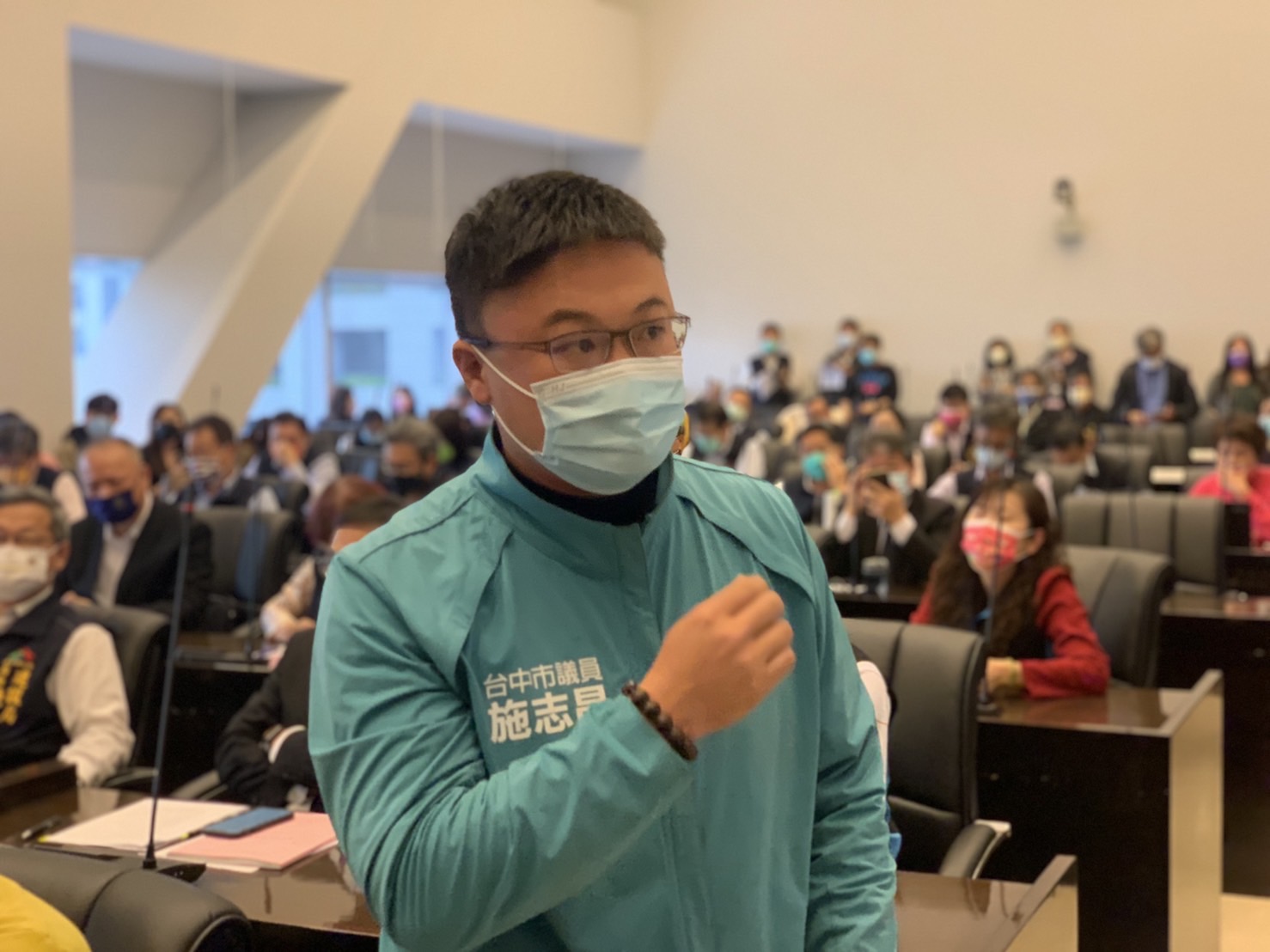 藍營護航否決鎮瀾宮專案報告 綠營痛批：多數暴力